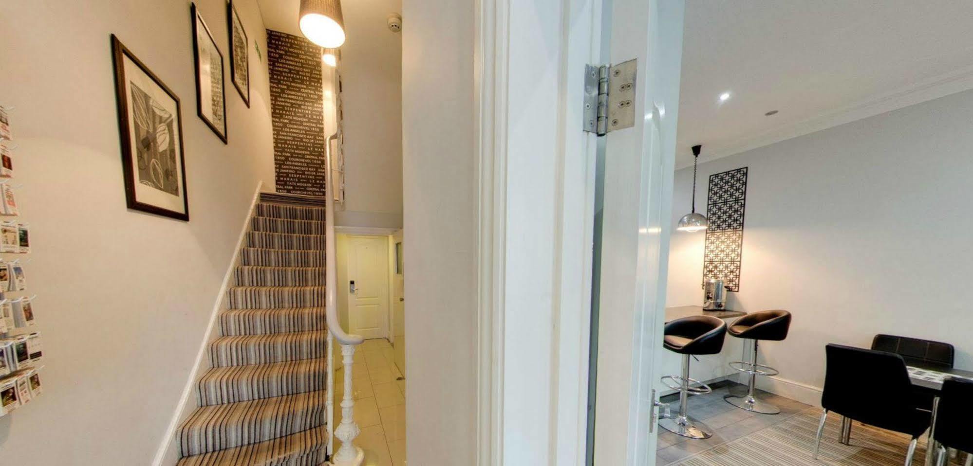 Comfotel Grn 3* Londra